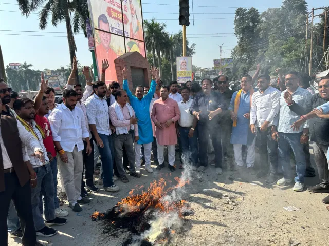 प्रधानमंत्री के दिवंगत पिता पर टिप्पणी निंदनीय, कांग्रेस देश से मांगे माफी: विकास शर्मा