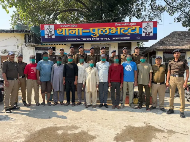 पुलभट्टा क्षेत्र के अंतर्गत ग्राम सिरौली कला में अवैध रूप से पशु काटने वाले 10 अभियुक्त रंगे हाथ गिरफ्तार