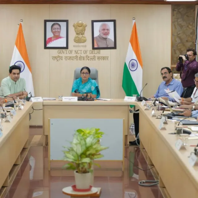 दिल्ली में इस बार बनेंगे 1400 से ज्यादा छठ घाट:6 नवंबर तक तैयारियां पूरी करने के निर्देश; बड़े घाटों पर सीसीटीवी