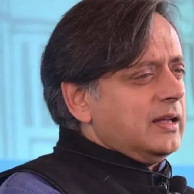 Shashi Tharoor : शशि थरूर ने Form 6 विवाद पर उठाए सवाल, CJI सूर्यकांत के बयान का हवाला देकर पूछा- आखिर इसे बदला किसने?