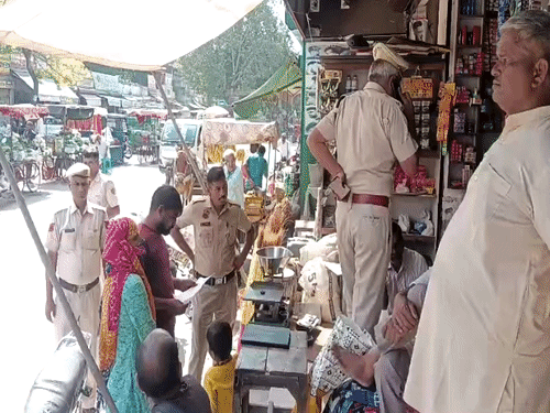कन्या पूजन का प्रसाद खाने से बच्चियां बीमार:रेवाड़ी में बाजार से खरीदा देसी घी, हलवा-पूरी बनाई; दुकानदार ने धमकाया तो परिवार ने पुलिस बुलाई