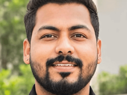 पानीपत में लिव-इन पार्टनर की मौत:पिता बोले-बेटे को गर्लफ्रेंड ने जहर दिया; पत्नी-बेटी छोड़ अलग रह रहा था, टूर एंड ट्रैवल कंपनी का मालिक
