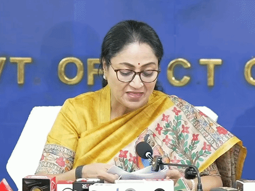 दिल्ली में 1,046 संपत्तियों पर चला बुलडोजर, 282 सील:6 सितंबर से 10 अक्टूबर तक 12 जोन में कार्रवाई; 47 खतरनाक इमारतें भी ध्वस्त