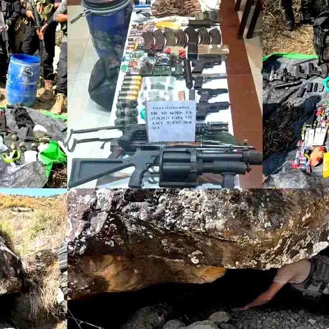 सोपोर के जंगलों में मिला हथियारों का जखीरा, MGL, 11 ग्रेनेड और 3 IED बरामद