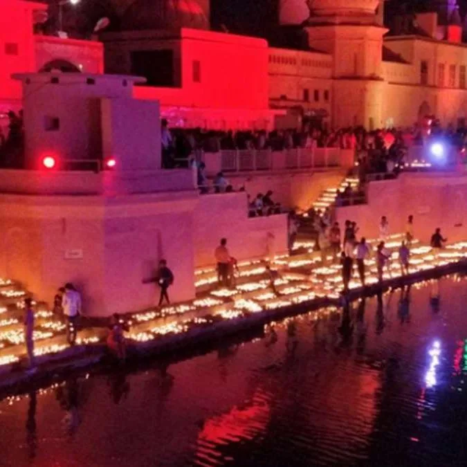 अयोध्या में दिखेगा रोशनी का सागर! दीपोत्सव पर 41 मठ-मंदिर होंगे जगमग, रामपथ की सजावट भी होगी खास