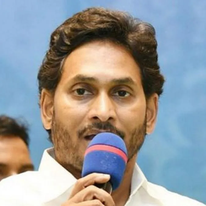 Jagan Mohan Reddy : BJP से मोहभंग या INDIA गठबंधन की ओर कदम? क्या 2029 से पहले बदल सकती है YSRCP की रणनीति