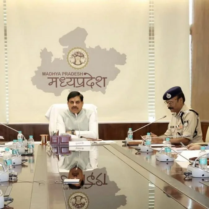 MP : दिवाली-त्योहारों पर कार्बाइड गन और लैम्प पर सख्ती, CM डॉ. मोहन यादव बोले- हादसा हुआ तो कलेक्टर-SP होंगे जिम्मेदार