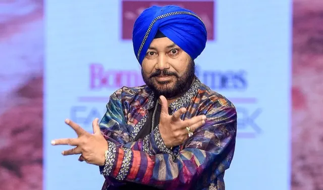 Daler Mehndi Controversy | उत्तराखंड के मुख्यमंत्री धामी ने गायक दलेर मेहंदी से की बात, कहा- 'घटना को पीछे छोड़कर आपसी सौहार्द के साथ आगे बढ़ें'