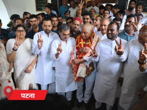NDA में बगावत! निर्दलीय कैंडिडेट को RLM विधायकों का सपोर्ट:JDU उम्मीदवार नीरज ने पर्चा भरा, निशांत पहुंचे; दरभंगा स्नातक से CPI-M ने खड़ा किया कैंडिडेट
