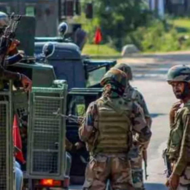 Poonch Encounter : पुंछ में घुसपैठ की कोशिश नाकाम, लैंडमाइन धमाके में लश्कर के टॉप कमांडर समेत 4 आतंकी ढेर