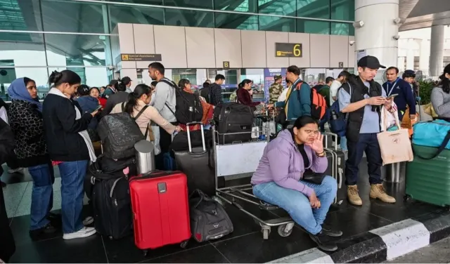 IndiGo बढ़ा सकती है Airfare, जुलाई सितंबर तिमाही में हुआ 1879 करोड़ रुपये का घाटा