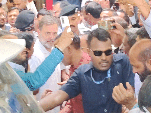 राहुल गांधी शाह मानहानि केस में 8 साल बाद बरी:जज ने 16 मिनट में फैसला सुनाया, 3 कारण- जिसकी वजह से कोर्ट ने दोषमुक्त किया