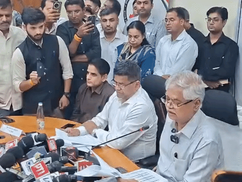 हनुमानगढ़ में दो चरणों में होंगे पंचायत चुनाव:सरपंच व पंच और जिला परिषद-पंचायत समिति सदस्य के लिए अलग-अलग होगी वोटिंग