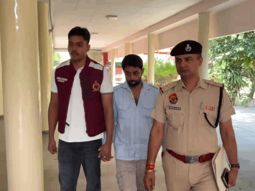 फरीदाबाद में दोस्त ही निकला ड्राइवर का हत्यारा:परमिट के पैसों पर विवाद, तौलिये से गला घोंटा; 4 साल से एक-दूसरे को जानते थे