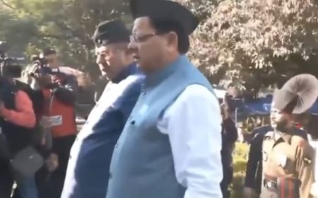 विजय दिवस पर सीएम धामी ने अमर शहीदों को दी श्रद्धांजलि