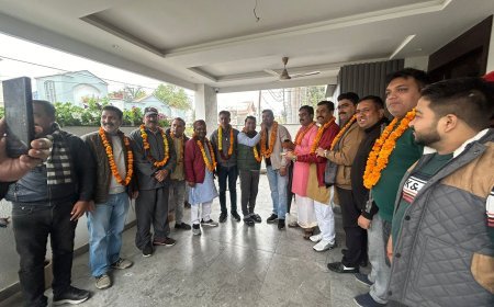 कांग्रेस को एक ओर झटका मुख्य बाजार से कांग्रेस नेता मनीष गोस्वामी अपने समर्थको संग हुऐ भाजपा मे शामिल, विधायक शिव अरोरा ने दिलाई भाजपा की सदस्यता