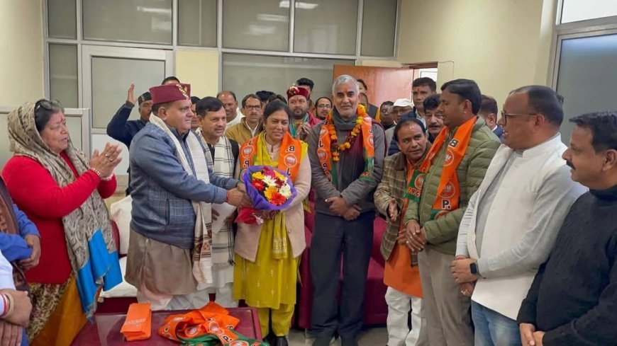 भाजपा ने निकाय चुनाव से पूर्व कांग्रेस को गढ़वाल में दिया बड़ा झटका