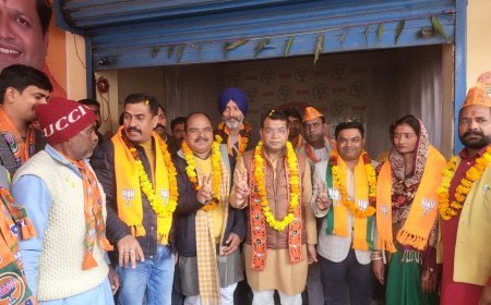 विधायक शिव अरोरा बोले रमपुरा की जनता एकजुट चुनाव मे मेयर प्रत्याशी विकास शर्मा को मिलेगा भरपूर्ण समर्थन*