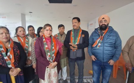 कैंट क्षेत्र में धस्माना व गोगी ने किया व्यापक जन संपर्क