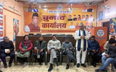 महानगर भाजपा कार्यालय एवं भाजपा प्रत्याशी सौरभ थपलियाल जी के चुनाव कार्यालय पर चुनाव प्रबंधन समिति की बैठक आयोजित की गई।