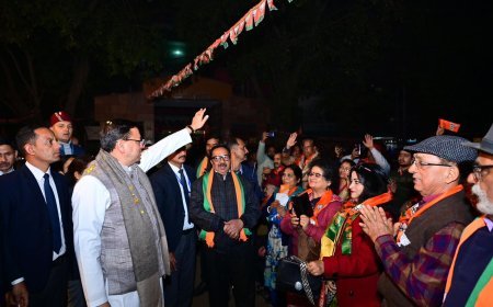 केजरीवाल ने ग्रेटर कैलाश को बनाया "गटर" कैलाश*