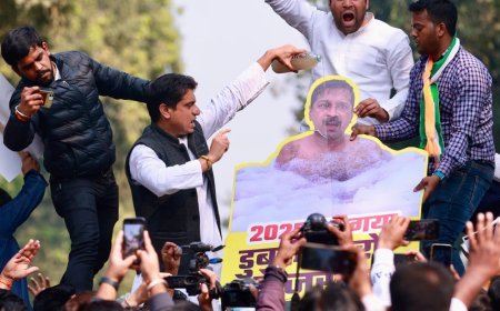 यमुना जी का करके हाल बेहाल, कहा गायब हो अरविंद केजरीवाल?: उदय भानु चिब।*