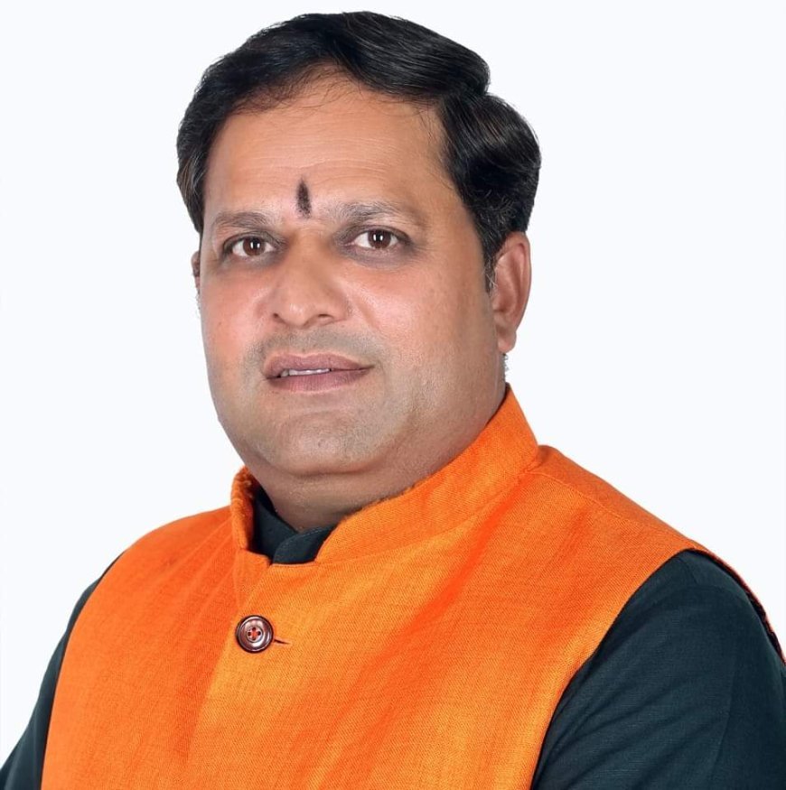 जान ले अपने विकास शर्मा को