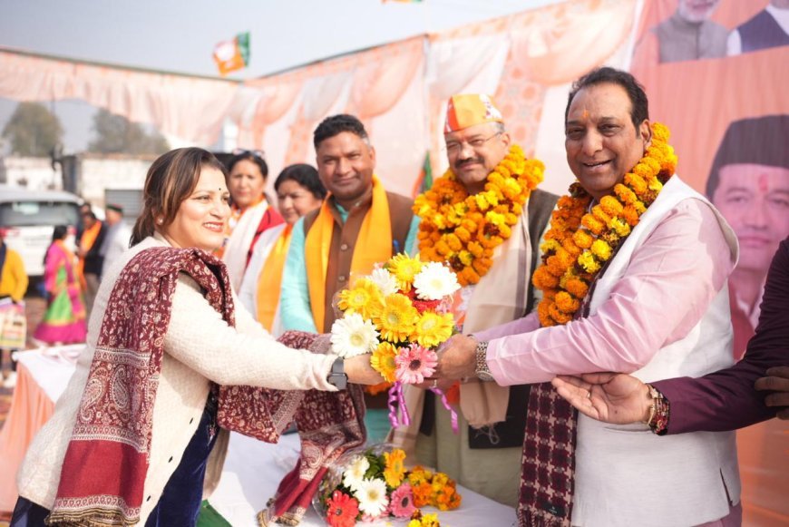 विधायक विनोद चमोली जी के नेतृत्व में भाजपा प्रत्याशी सौरभ थपलियाल ने रोड-शो एवं जनसभाएं की
