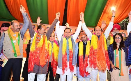 दिल्ली को सबसे प्रदूषित शहर का तमगा केजरीवाल की देन