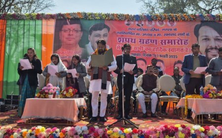 नगर पालिका परिषद नगला के नवनिर्वाचित बोर्ड ने ली शपथ, विकास के नए युग का संकल्प