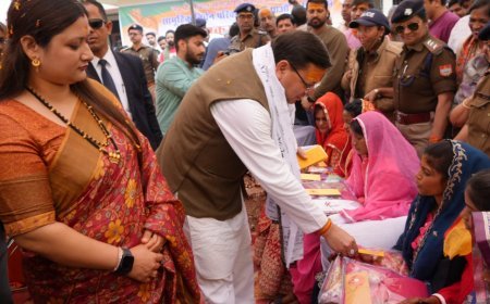 खटीमा,सामूहिक विवाह कार्यक्रम में सम्मिलित हुए मुख्यमंत्री धामी