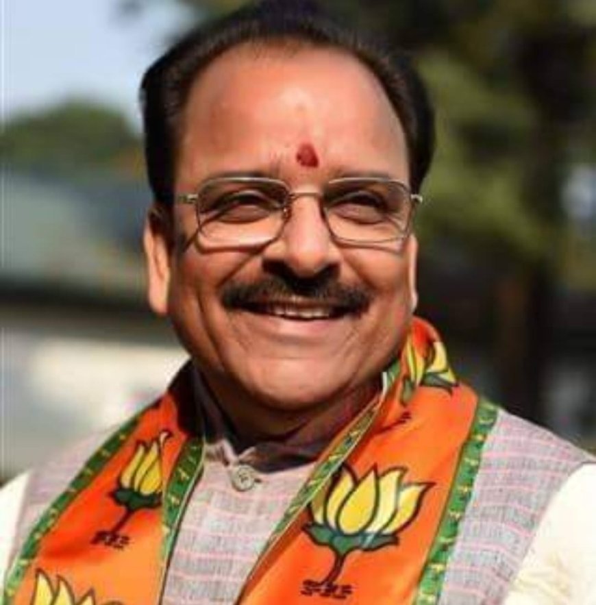दिल्ली में भारतीय जनता पार्टी की ऐतिहासिक जीत पर सांसद अजय भट्ट ने बधाई दी