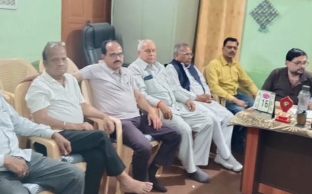 अग्रवाल समाज समिति की बैठक आयोजित