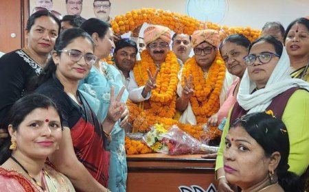 विधायक शिव अरोरा के नेतृत्व मे भाजपा कार्यकताओ ने पार्टी कार्यालय पर नवनियुक्त जिला कमल जिंदल का किया जोरदार स्वागत*