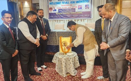 विधायक शिव अरोरा ने इंस्टिट्यूट ऑफ़ चार्टर्ड अकाउंटेंट ( ICAI) द्वारा आयोजित बैंक ऑडिट सेमिनार का दीप प्रजलित कर किया शुभारंभ*