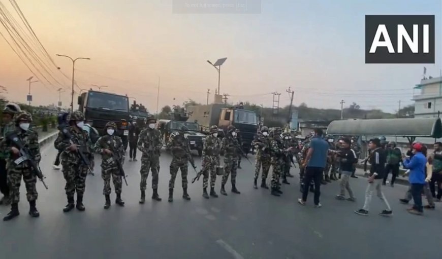 Protest in Nepal | नेपाल में हालात हुए बेकाबू, 100 से ज्यादा गिरफ्तार, सड़कों पर उतरी सेना