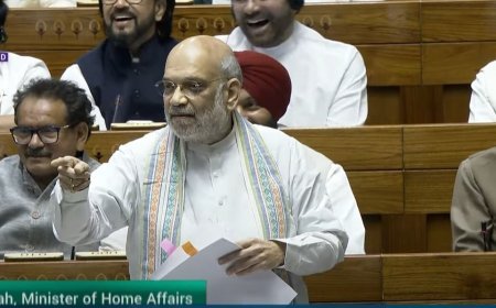 केन्द्रीय गृह एवं सहकारिता मंत्री श्री अमित शाह ने आज लोकसभा में वक्फ (संशोधन) विधेयक, 2025 और मुसलमान वक्फ (निरसन) विधेयक, 2024 पर चर्चा में हिस्सा लिया