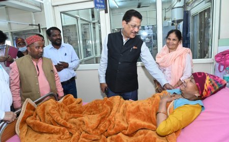 प्रदेश कांग्रेस उपाध्यक्ष धस्माना ने कुट्टू के आटे से बीमार लोगों का दून अस्पताल जा कर जाना हाल