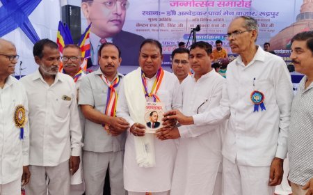 भारत रत्न डॉo भीमराव अंबेडकर के 134 वें जन्म जयंती के अवसर पर अंबेडर पार्क में सांस्कृतिक कार्यक्रमों एवं भीम भजन कीर्तन का आयोजन किया गया