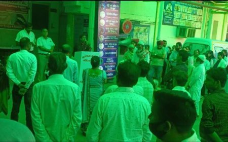 रुद्रपुर , अग्रसेन हॉस्पिटल जम्मू-कश्मीर के पहलगाम आतंकी हमले में मारे गए लोगों को श्रद्धांजलि दी