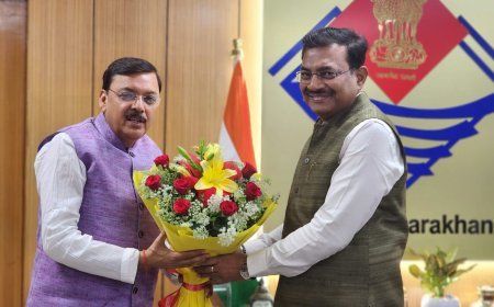 पूर्व विधायक राजेश शुक्ला ने मुख्य सचिव आनंद वर्धन से की शिष्टाचार भेंट, किच्छा क्षेत्र के बहुआयामी विकास को लेकर उठाए अहम मुद्दे