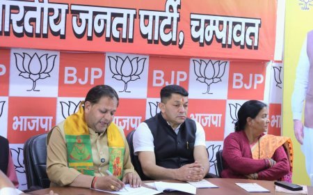 संविधान की चिंता छोड़ अपनी चिंता करे कांग्रेसः विकास शर्मा