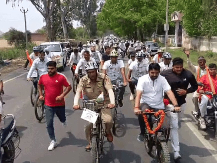 सोनीपत में साइक्लोथॉन-2 का फूल बरसा स्वागत:लोटे में नमक डालकर लिया ड्रग्स फ्री हरियाणा का संकल्प; MLA पवन ने चलाई साइकिल