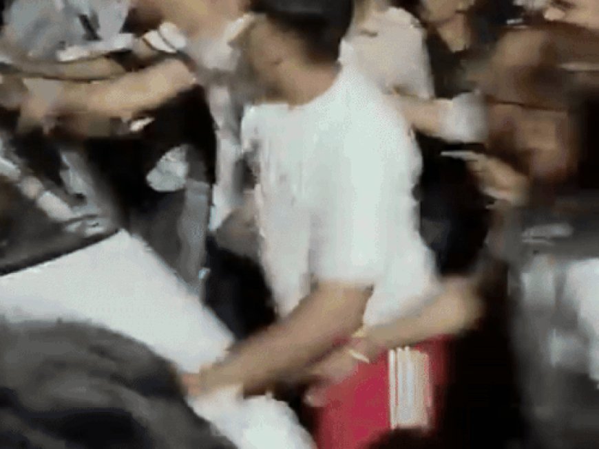 सिरसा में पुलिसकर्मी की बेकाबू गाड़ी ने मचाई तबाही:कई वाहनों को किया क्षतिग्रस्त, लोगों में रोष, थाना के सामने धरने पर बैठे
