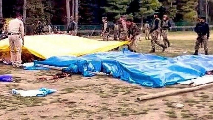 Pahalgam terror attack : सैनिक वर्दी में आए थे आतंकी, नाम और धर्म पूछकर पर्यटकों को मौत के घाट उतारा, पढ़िए कैसे रची थी पूरी साजिश