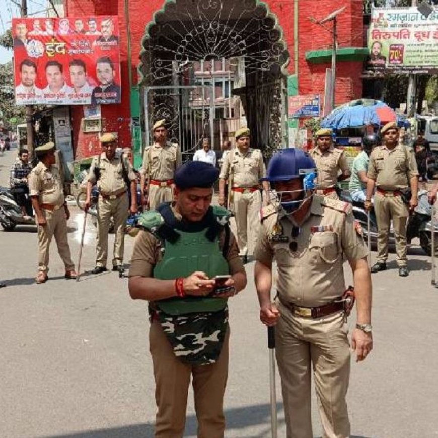 जुमे की नमाज पर कानपुर में अलर्ट:सेंसटिव इलाकों में पुलिस और पीएसी का पहरा, यतीमखाना समेत कई इलाकों में फोर्स का रूट मार्च