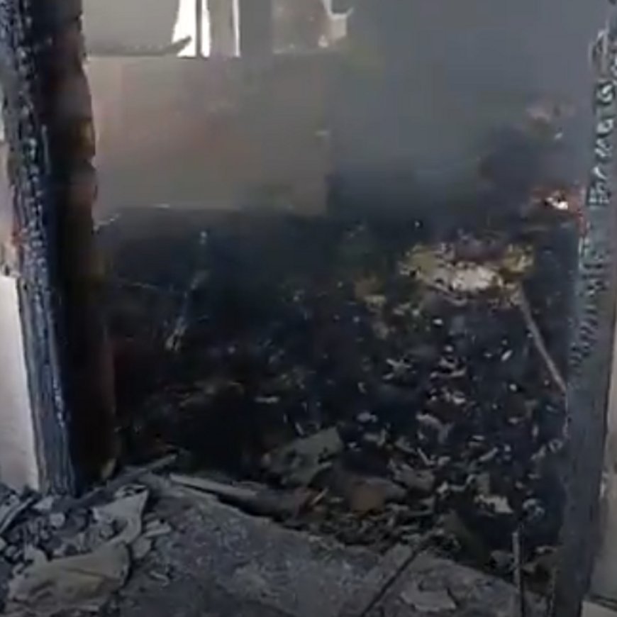 कैथल में मकान और 2 दुकानों में लगी आग:लाखों रुपए का नुकसान, लोग बोले- 1 घंटा देरी से पहुंची फायर ब्रिगेड