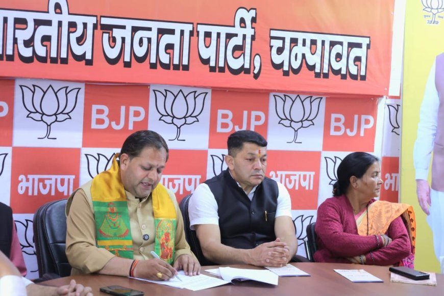 संविधान की चिंता छोड़ अपनी चिंता करे कांग्रेसः विकास शर्मा