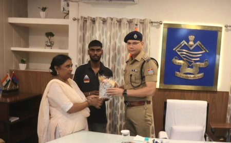 एसएसपी मणिकांत मिश्रा की त्वरित कार्यवाही से दुबई में फंसा युवक पहुंचा अपने परिजनों के पास।*