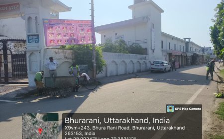 चमाचम सड़क अभियान में नगर निगम की टीम ने चमकाई सड़कें